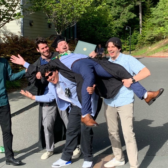 Meet your Posher, Joy - Picture 4 of 15